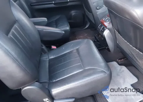 2006 Mercedes-Benz R 500 4Matic z USA, uszkodzony, nr VIN 4JGCB75E26A024559